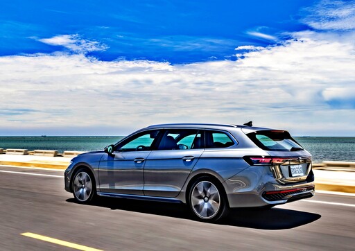 Volkswagen豪華旗艦The all-new Passat僅有旅行車一款、共3個車型,售價157.8/182.8/197.8萬!