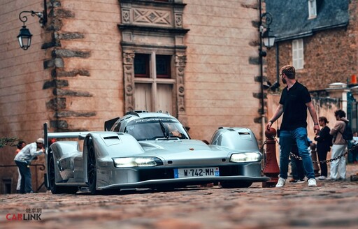 從賽道駛上公路。積極為2025年利曼24小時耐力賽備戰,Porsche 963 RSP正式亮相。