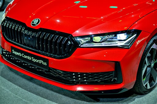 同級最全面產品陣容,全新Škoda Superb提供2車型、3動力及2傳動,129.8萬元起在台上市!