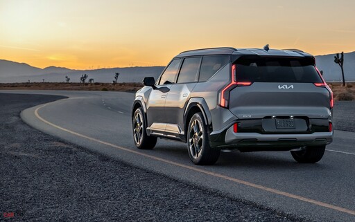 501匹、0~100km/h加速4.3秒,Kia高性能電動SUV EV9 GT,2025年下半年上市!