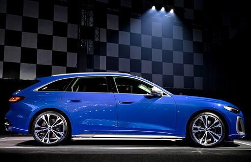 Audi A4+A5全新後繼車A5 Sedan|Avant型格新銳,217萬元起、重新定義中型豪華跑房|跑旅!
