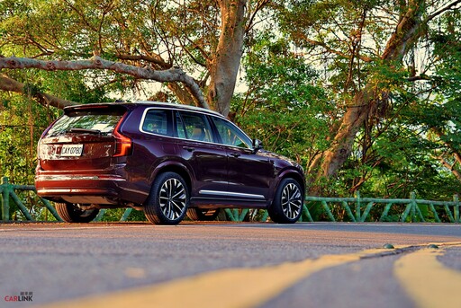 安靜地享受充沛動能、簡約卻深刻的設計、每次旅程都成為生活的延伸!The New Volvo XC90。