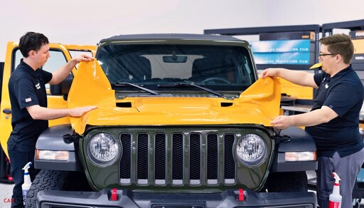 XPEL推出改色車漆保護膜,解鎖風格與防護新境界。多款高級色彩、質感選擇與10年保固!