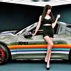 XPEL推出改色車漆保護膜，解鎖風格與防護新境界。多款高級色彩、質感選擇與10年保固！