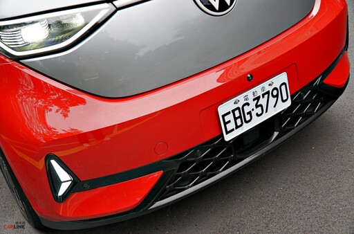 T1靈魂電氣覺醒！Volkswagen ID. Buzz GTX：最強性能電動Bulli，經典與科技的最佳示範。