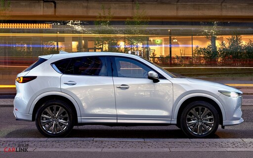 12月入主MAZDA縱置後驅工藝旗艦CX-60/CX-90升級7年原廠保固！全車系同享7年安心守護。