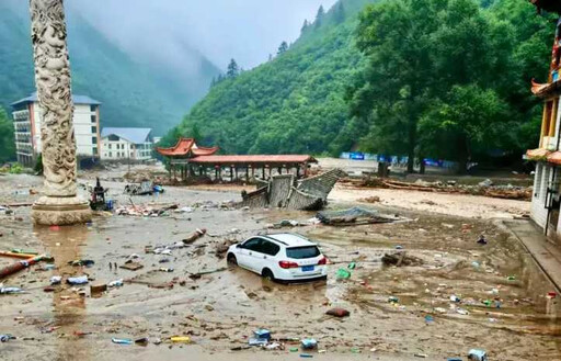 甘肅山洪暴發釀慘劇!已10死33失聯 災民憶驚魂夜:像火車撞過來