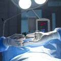 女病患做微創手術後腦死！院方被查出不當行為 當局：須負全責