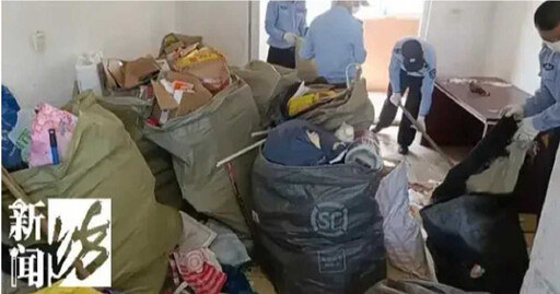 門一開垃圾湧出!七旬婦沉迷拾荒囤積 政府出動40人「3間房清出30噸垃圾」