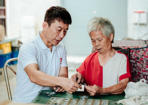 郭子乾心疼80歲嬤靠家庭代工、拾荒維生 年節煮拿手好菜一解思親之情