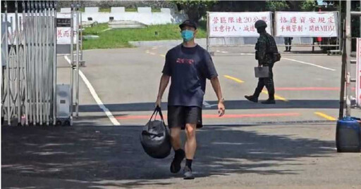 真假男神1／許光漢從軍首次放風現身酒吧險違軍紀 上演「調虎離山」成功脫身