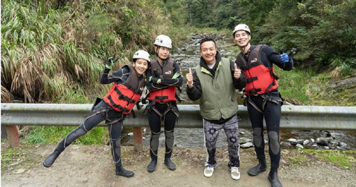 《花甲少年趣旅行》丁寧冬天挑戰溯溪 形容演藝圈「瘋狂的人不少」