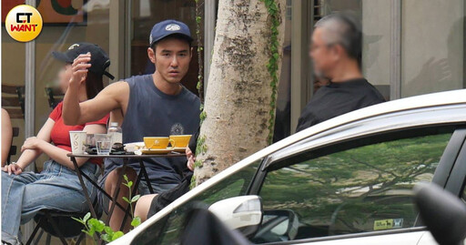 娛樂報報/野生阮經天揪友人現身咖啡廳 秀健壯手臂跟招牌電眼