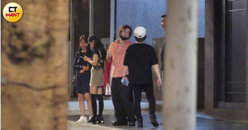舊情綿綿2/夏宇禾揪張家瑋一晚拚5攤酒局 被粉衣男扶腰互動曖昧