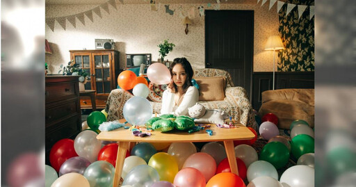 Kimberley一天拍8支MV 笑稱「腦袋快打結」