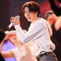 j-hope降臨林口體育館吸2萬人朝聖 預告「很快有好消息」全場大喊BTS