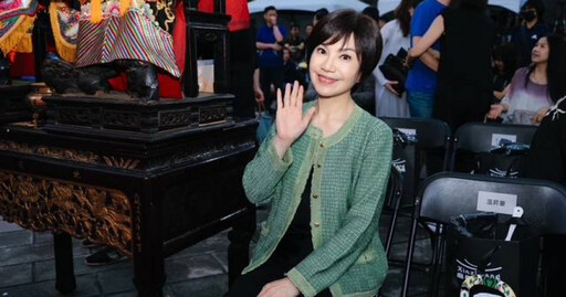 唐美雲現身時裝秀 《白蛇傳》世壯運免費演出