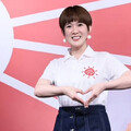 許光漢見乾兒子「被喊爹爹」 送推車還餵食…孫可芳大喜：這乾爹不能斷聯