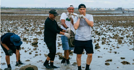 李銘順李銘忠挑戰風帆跨島 落水50次施名帥嘆「慶幸不是我」