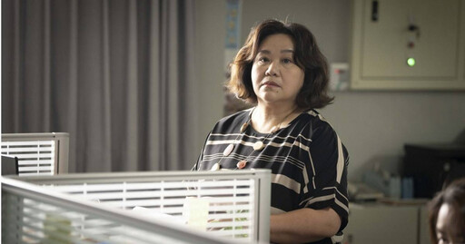 鍾欣凌拍吻戲 回家被女兒拷問「媽媽跟別人親嘴嘴」