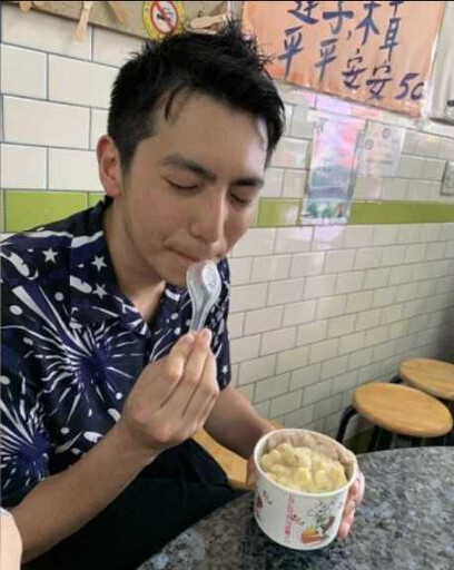 鄭家純罕曬與180cm醫師帥尪約會照 他一句話網偷笑:要跪算盤了!