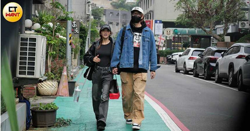 雨中浪漫情2/陳華友人面前大方激吻 阿璞穩交蔡黃汝10年仍像熱戀