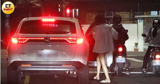 換乘接送1/陳波波悄換座駕 比利化身專屬暖男