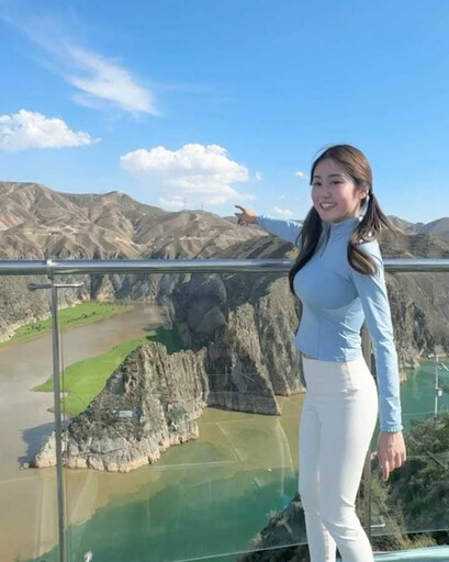 星生代／李芸E級身材被說「進廠維修」 外景蹲茅廁、自理妝髮也不喊累