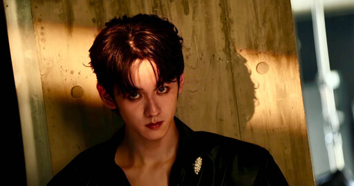 洪暐哲納骨塔遇「住戶」入塔 邊跑邊道歉竟意外被針扎