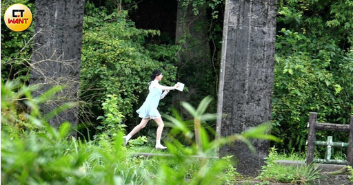 獨家／「男」以靠近：嘎琳拍廣告爆奇景 全程零互動男主角