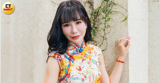 星收藏/夢露老師超長美腿好吸睛 上課穿旗袍都是因為「她」