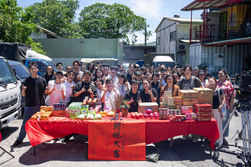 《泡沫之夏》15年情誼延續!何潤東為了他飛新加坡拍戲