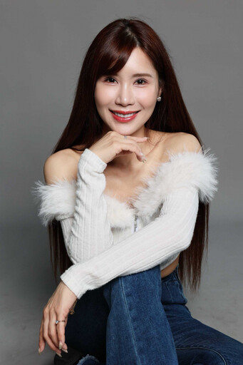 沐妍主持《你吃飯我乾杯》挑戰「分享1次捐1元」 眾星好友力挺傳遞善意