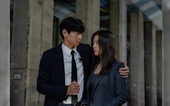 「我老公才剛死你就約我?」街頭情侶爆吵 背後原因竟與全智賢有關