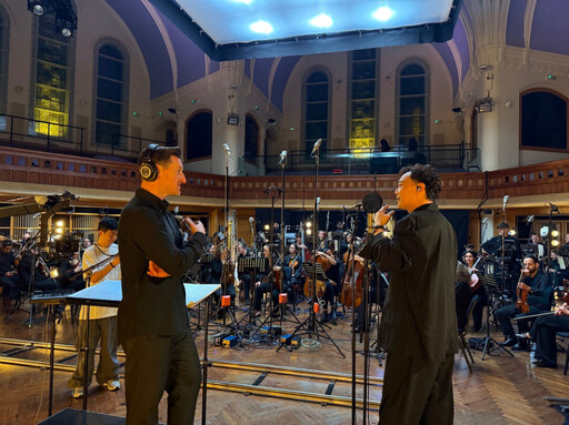 陳奕迅赴英合作60人管弦樂團 感動落淚嘆「一生一次體驗」