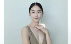 鍾瑶升格作家！翻出10年間私密筆記： 這些篇章很赤裸