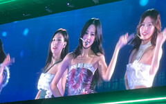 子瑜返鄉高雄首唱 全中文感言「期待這一天非常久」