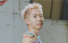 鄭興自認「討好型人格」 遠距離戀愛遭劈腿崩潰痛哭