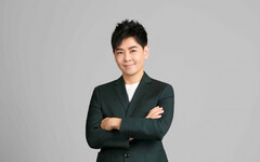 林志穎慶祝雙胞胎10歲了！ 兒子Jenson變暖心小幫手