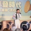 許富凱感冒「失聲1個半月」靠這方法解決 曹雅雯為陪病父剃平頭給祝福
