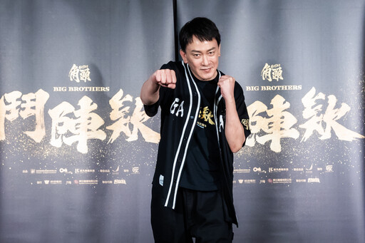 王識賢拍《角頭－鬥陣欸》肌腱拉傷 喜翔「一字馬劈開」無奈：三個掰咖