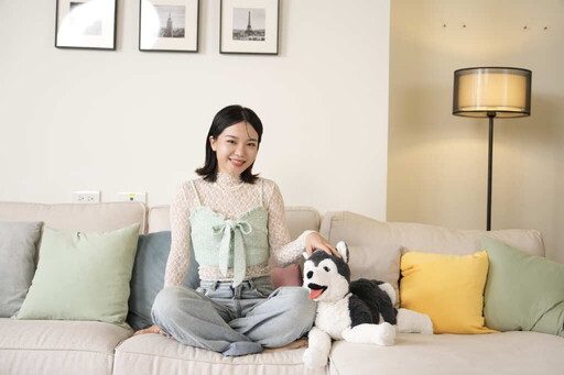 《戀愛，重修中》尺度破表 林映唯身心參戰丟耳機、抱枕