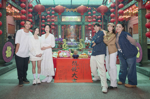 曹佑寧搭項婕如打造滅鬼執念 天心不怕鬼膽大狂玩雲霄飛車