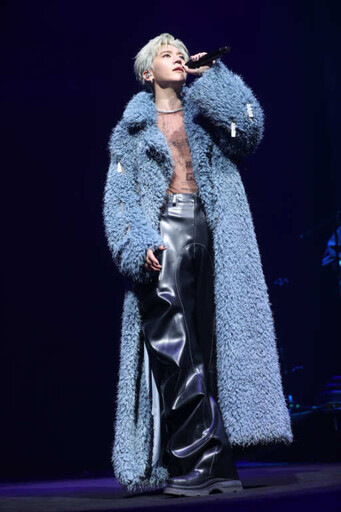 畢書盡致敬男歌手經典歌曲 錄音室巧遇齊秦暖心請吃披薩