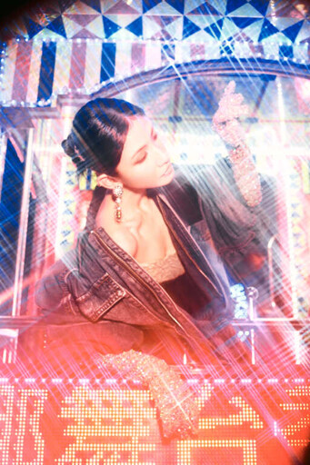 李千娜華麗回歸 睽違7年翻唱台語經典〈無法度按捺〉致敬City Pop金曲