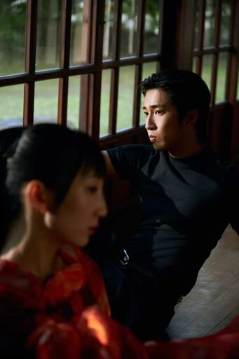 婁峻碩化身嘻哈騎士寫歌DISS網路炎上 開嗆酸民玻狠戳玻璃心