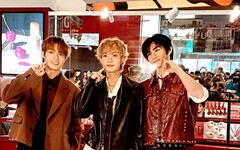 韓國彩妝Laka首登台 禾雁凱、彫秦、鈞嘉曝妝容撇步替親朋好友搶購