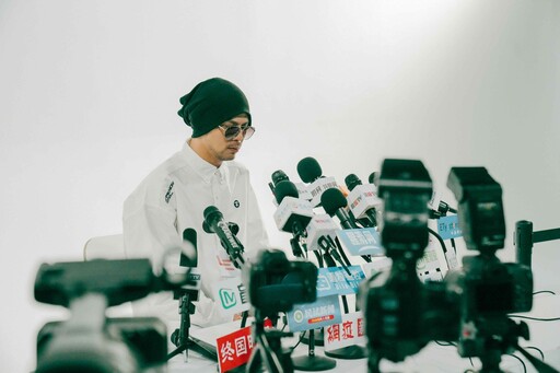 黃明志拍MV想入非非 道歉 崩潰落淚 還脫內褲潛規則