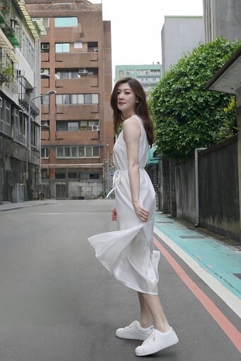 音樂精靈情歌回歸 林逸欣〈Evelyn〉唱出心底最柔軟遺憾