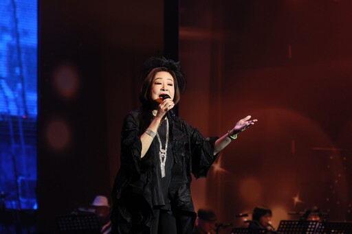 千人齊聚中壢藝術館「傳唱台語經典歌曲演唱會」